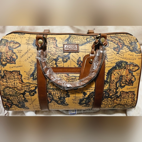 Patricia Nash 12 in Avola Rolling Duffel